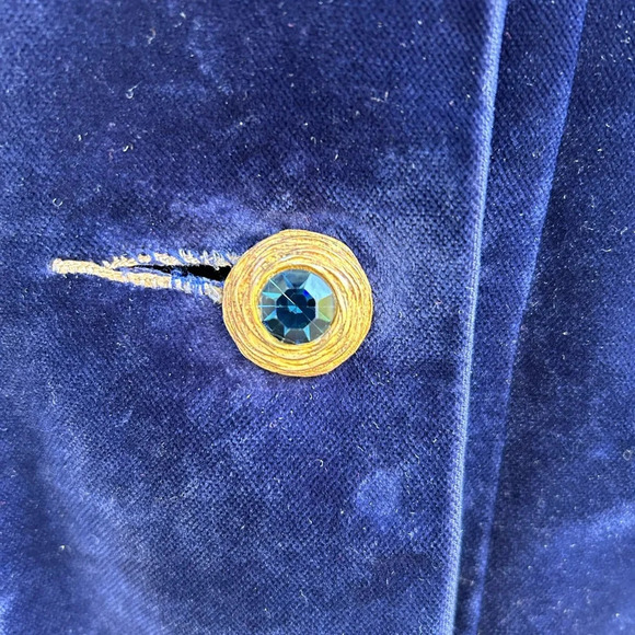 Gorgeous Vintage  Blue Velvet Coat, size approx 6 - Picture 6 of 16
